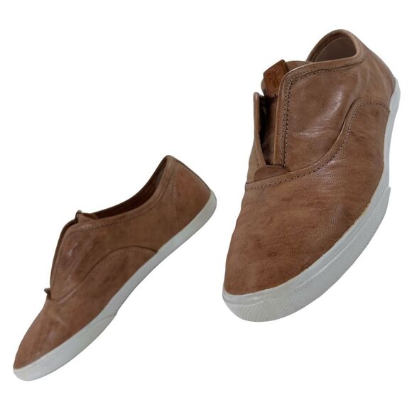 Frye Maya CVO Slip-on Distressed Tan Leather Sneakers Women’s Size 7 - Picture 2 of 9